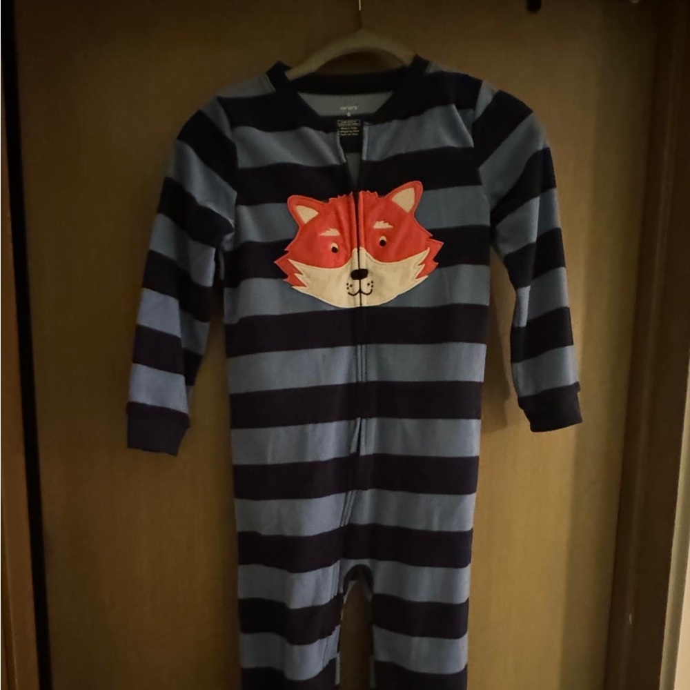 Boys pajamas. Carter size 6.